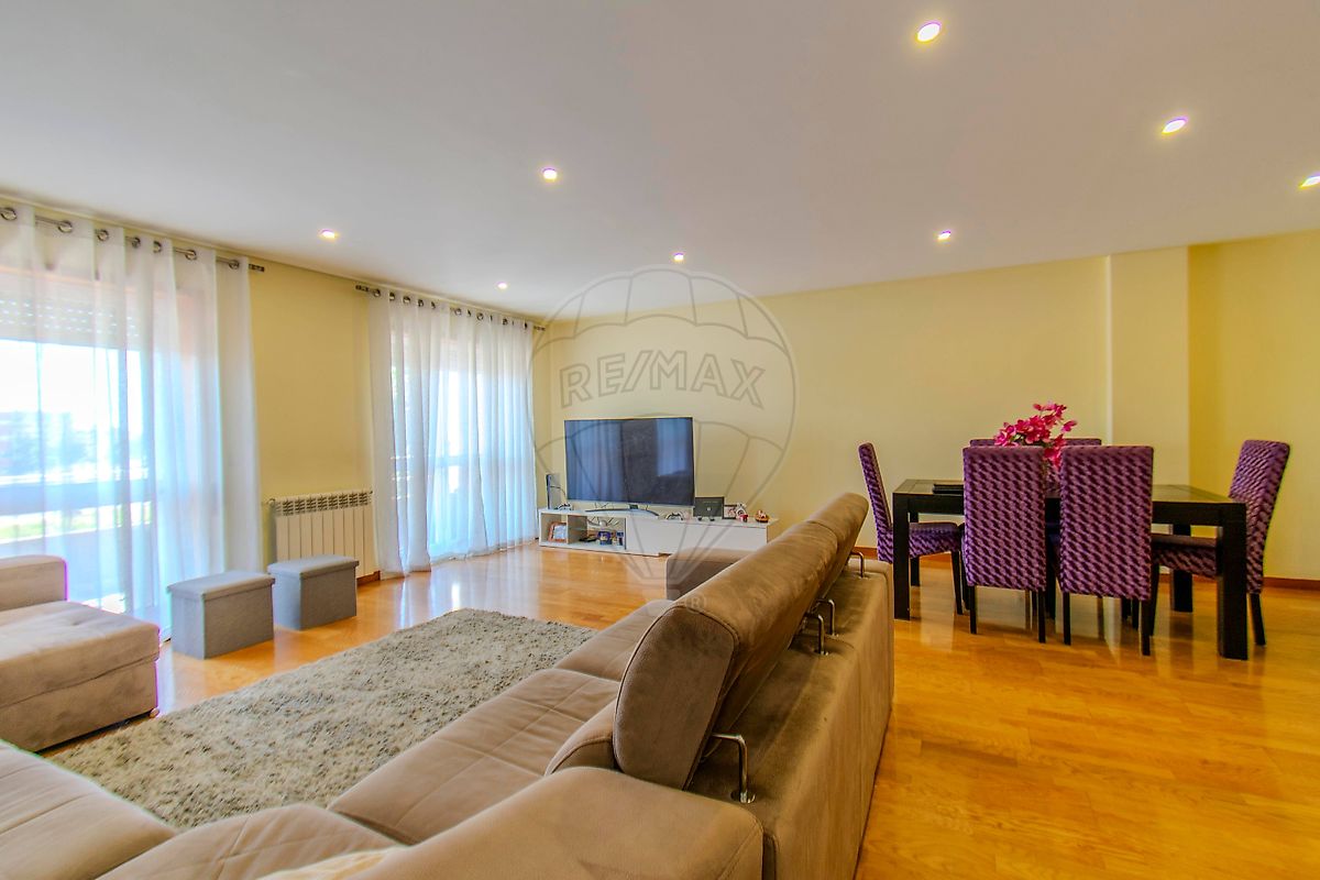Apartamento T3 à venda em Gondomar