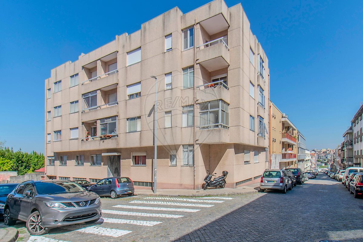 Apartamento T2 à venda em Porto