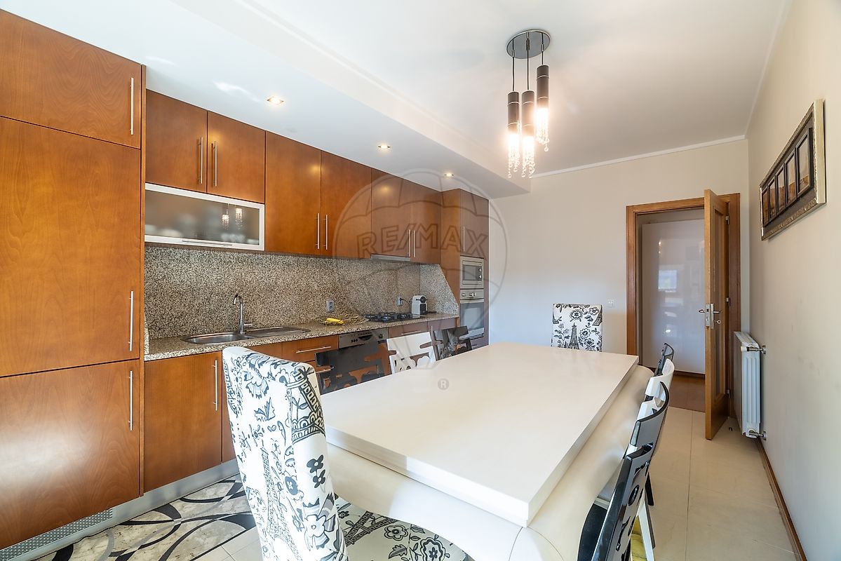 Apartamento T3 à venda em Santa Maria da Feira, Travanca, Sanfins e Espargo, Santa Maria da Feira — foto 9