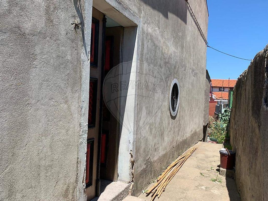 listing 123921072-3 picture-0