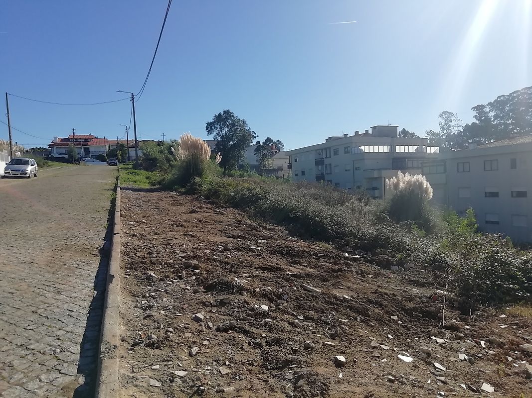 Land for sale in Santa Maria da Feira, Portugal — €60,000