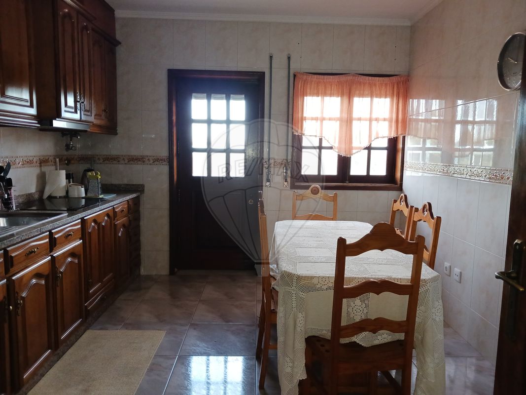 listing 123931184-2 picture-0