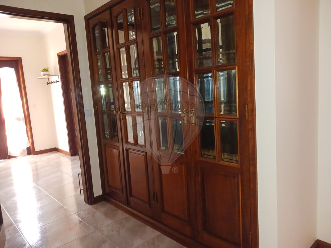 listing 123931184-2 picture-0