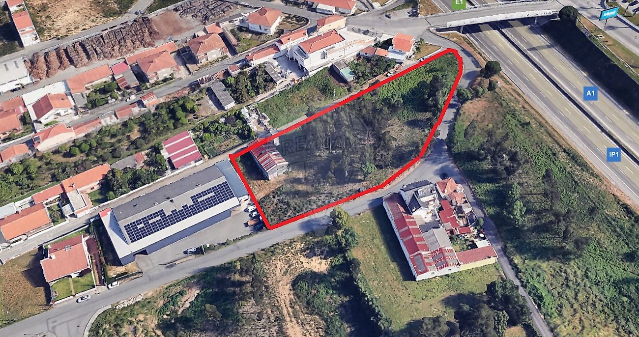 Terreno  à venda em Santa Maria da Feira
