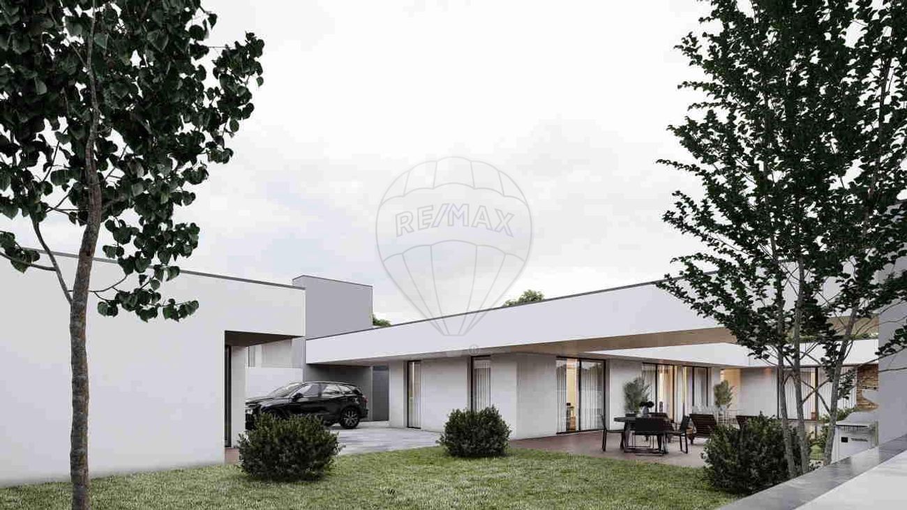 Moradia T4 para venda