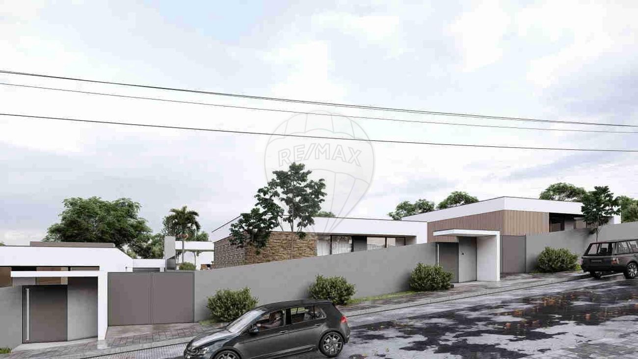 Moradia T4 para venda