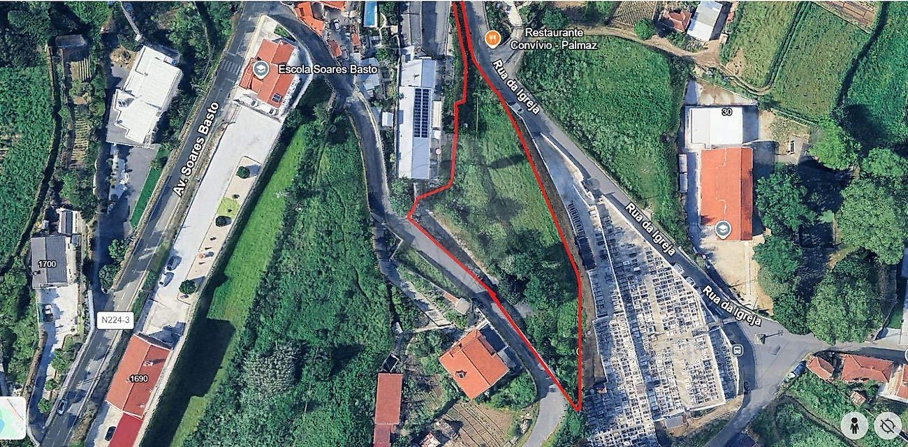 Terreno à venda em Oliveira de Azeméis