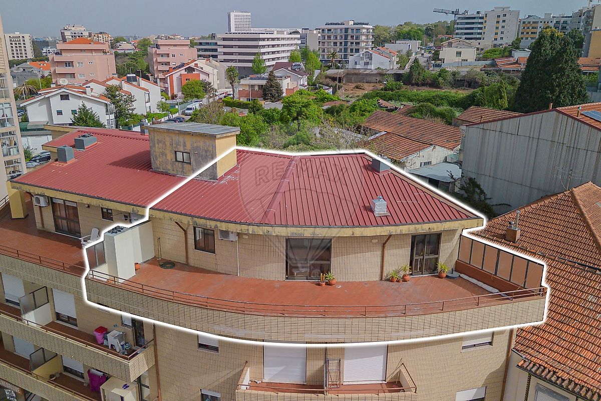 Apartamento T2 à venda em Vila Nova de Gaia