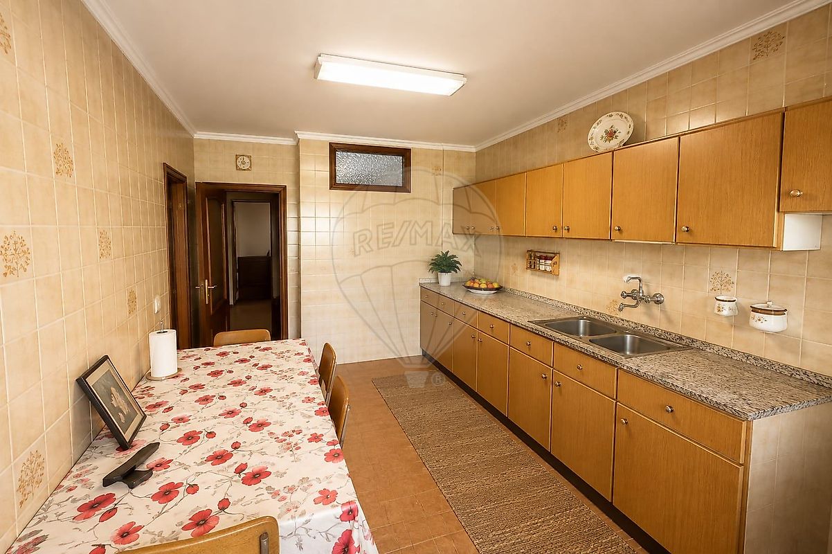 Apartamento T3 à venda em São Paio de Oleiros, Santa Maria da Feira — foto 13