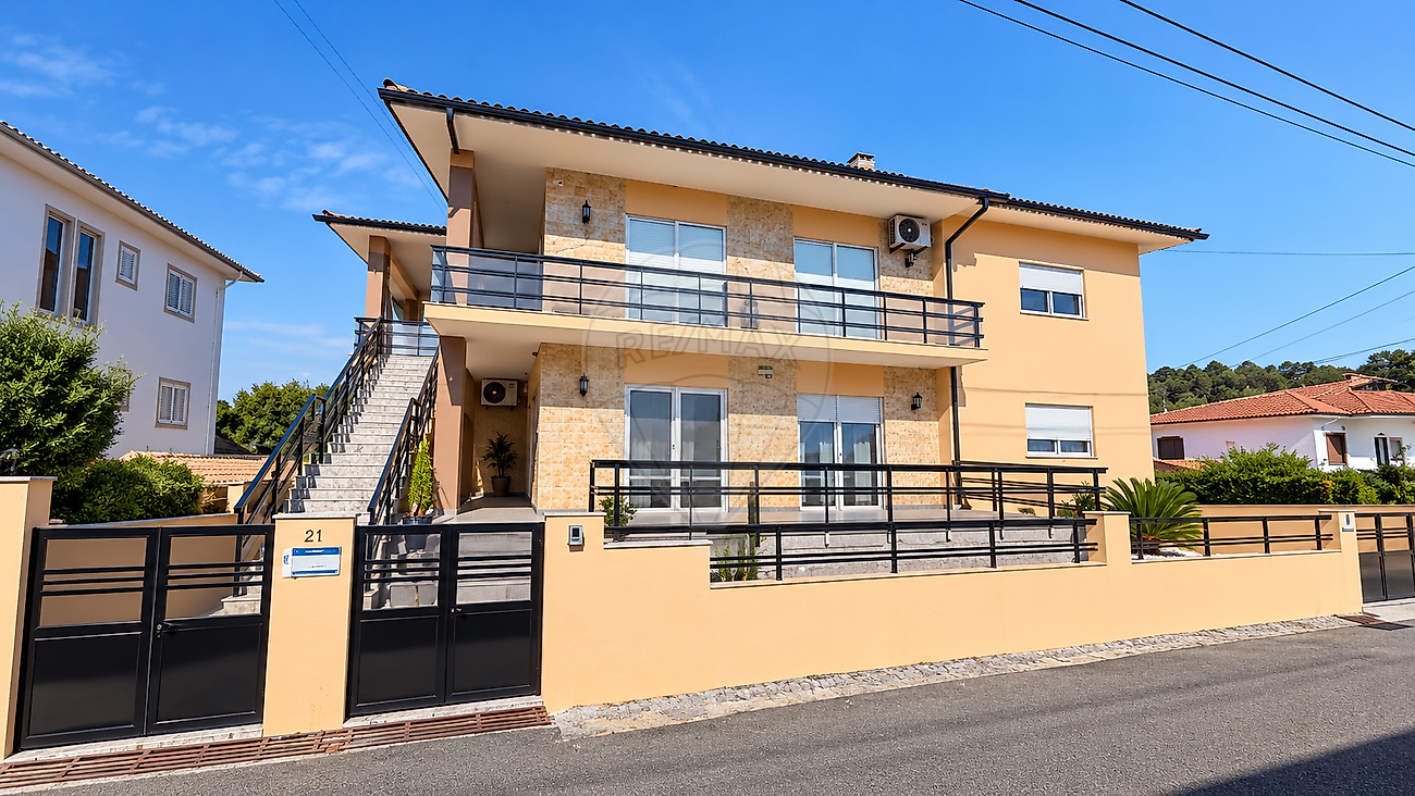 Apartamento T3 à venda em Oliveira de Azeméis