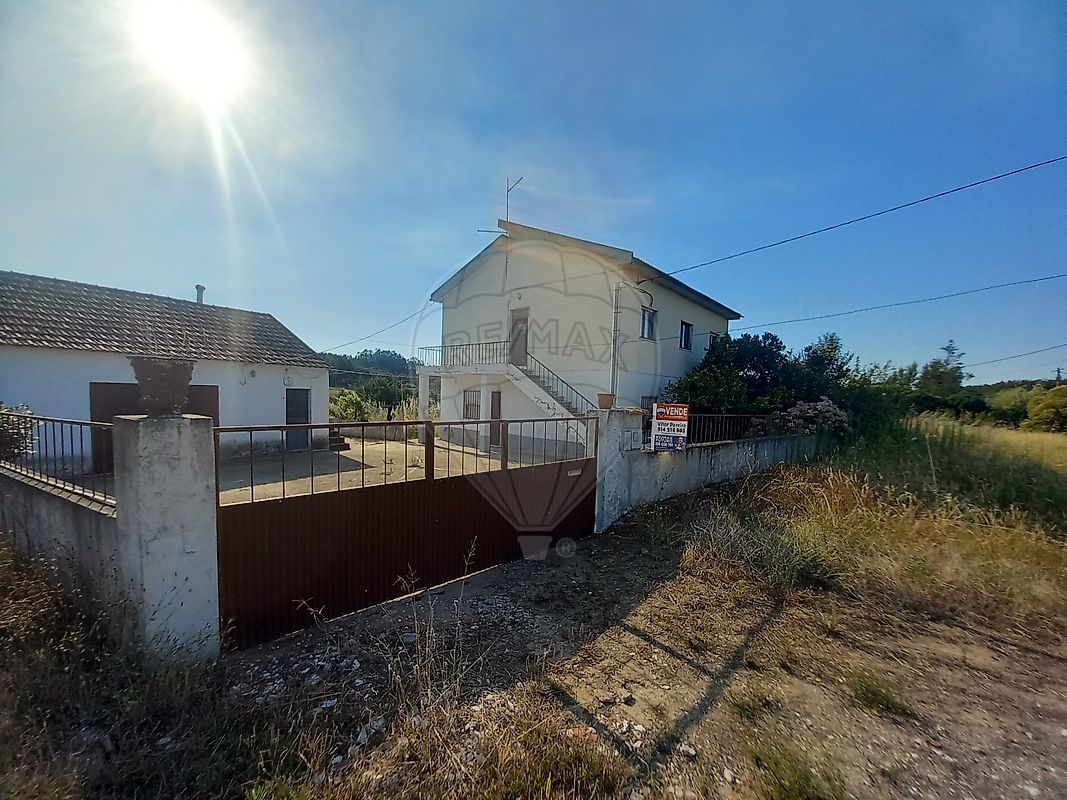 Apartamento T3 à venda em Azambuja