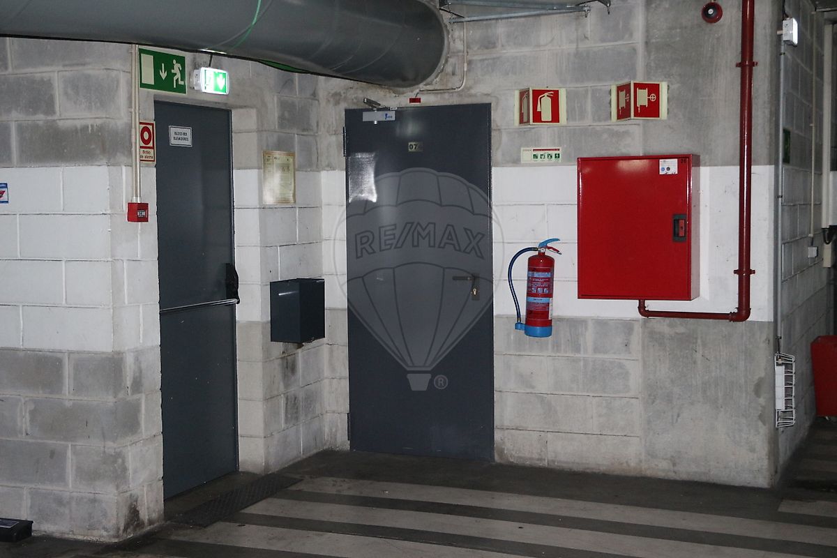 Arrecadação  à venda em Lisboa
