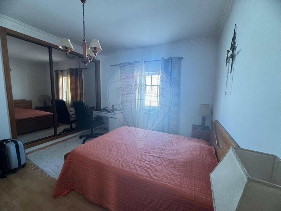 listing 123941172-1 picture-0