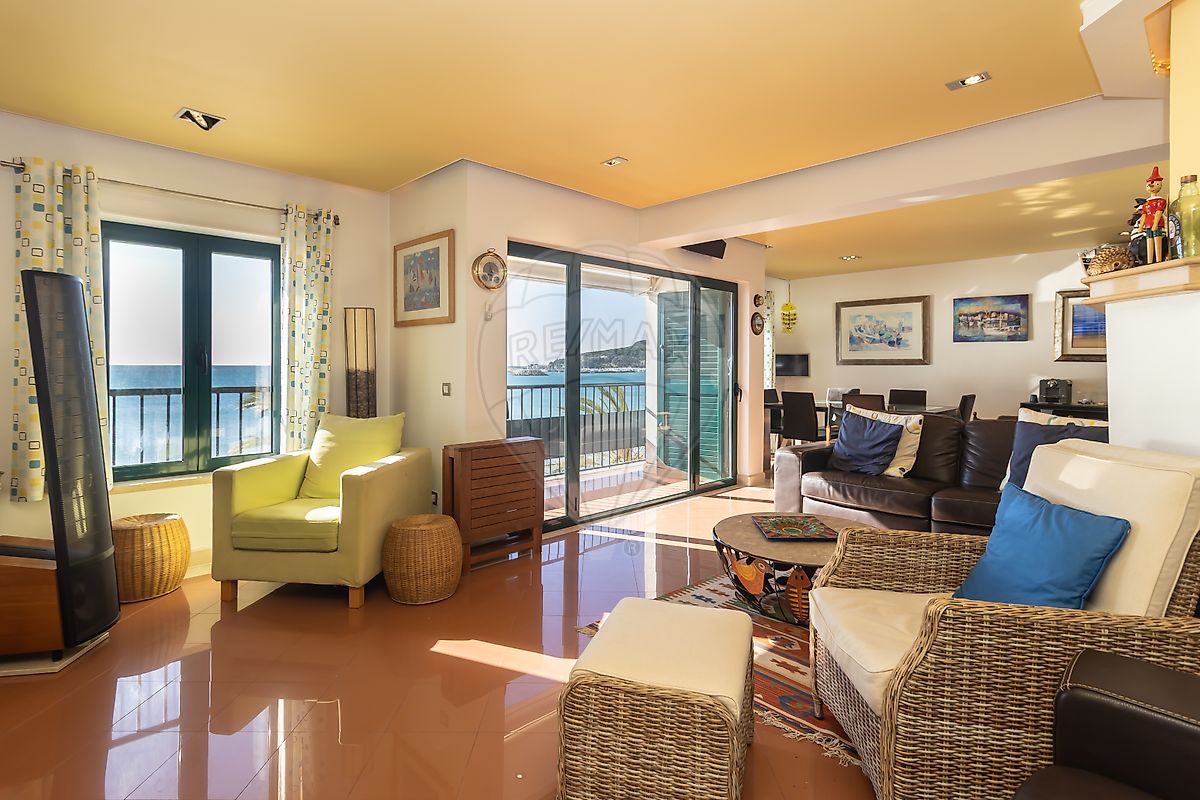 Duplex T4 à venda em Sesimbra