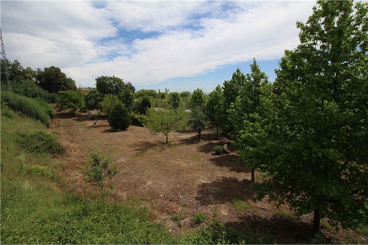 Land for sale in Covilhã, Portugal — €199,000