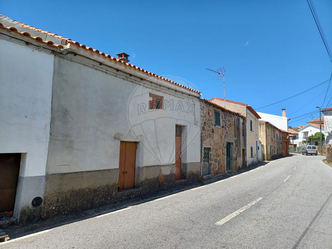 Moradia T0 para venda