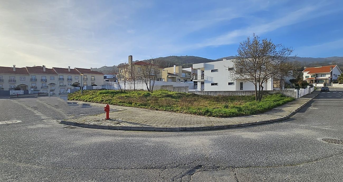 Land for sale in Covilhã, Portugal — €72,000