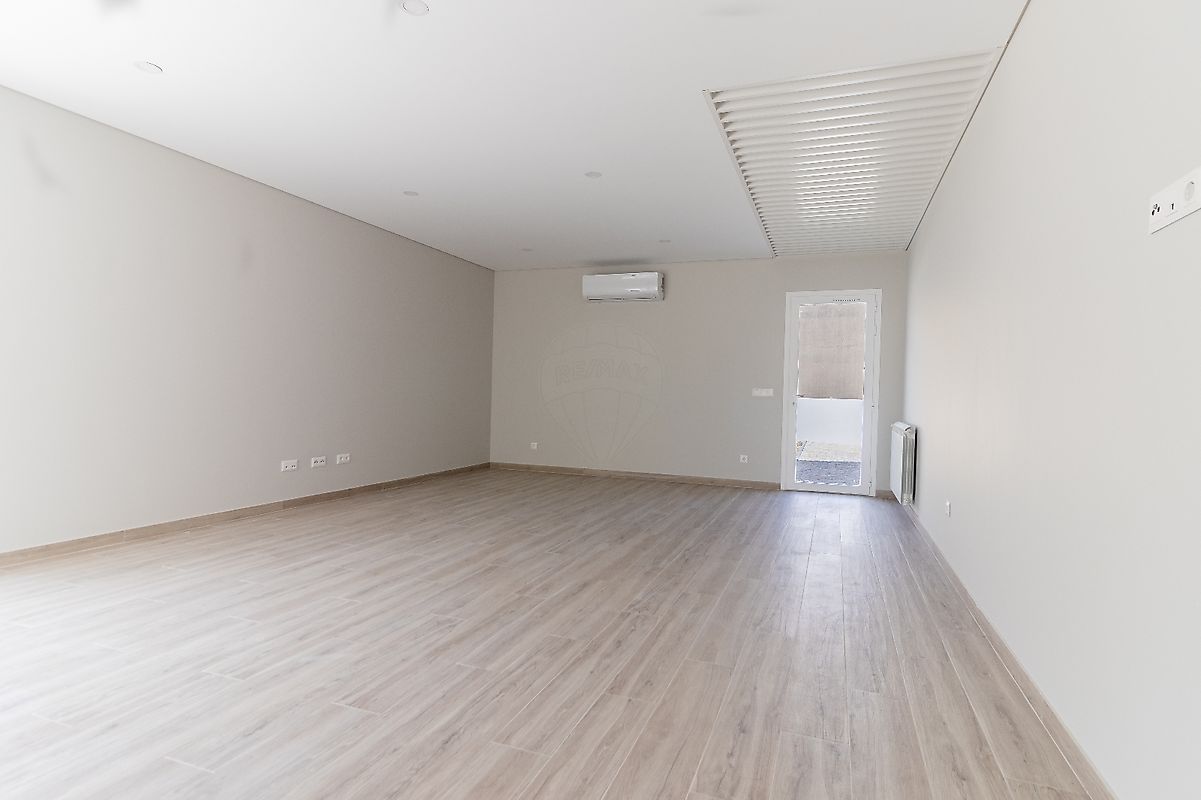 listing 123951215-28 picture-0