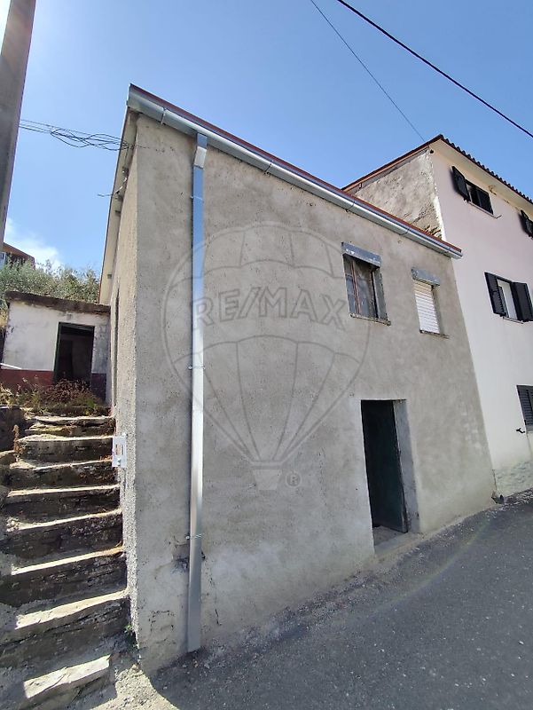 Moradia T0 em Verdelhos, €29.000