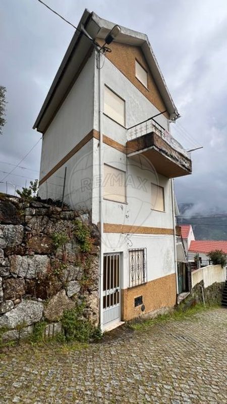 Moradia T3 para venda