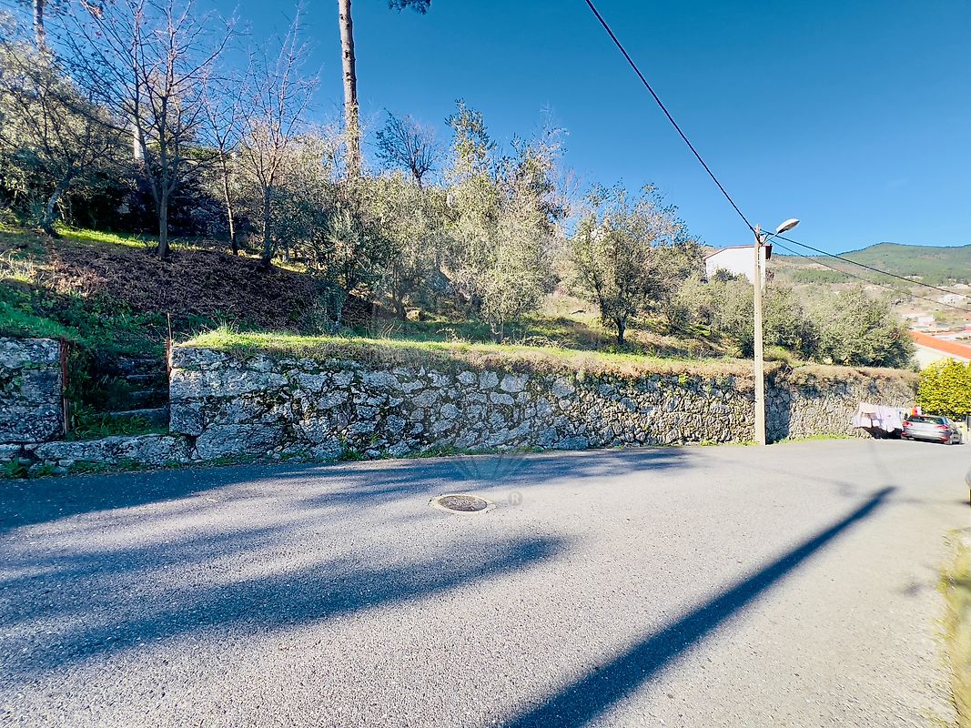 Terreno - Cantar-Galo e Vila do Carvalho, Covilhã, Castelo Branco