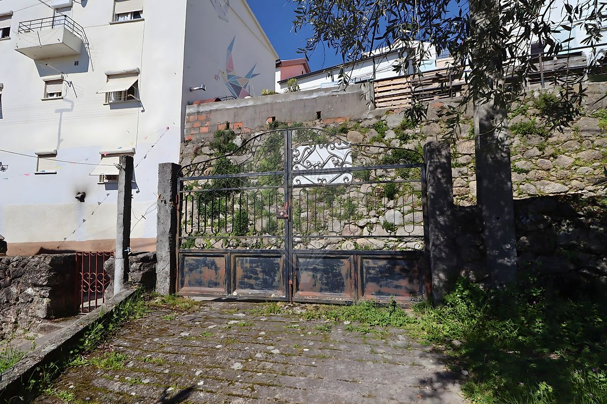 Terreno à venda em Covilhã
