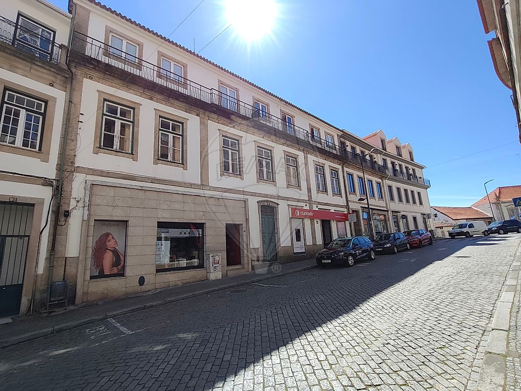 Apartamento T7 à venda em Covilhã