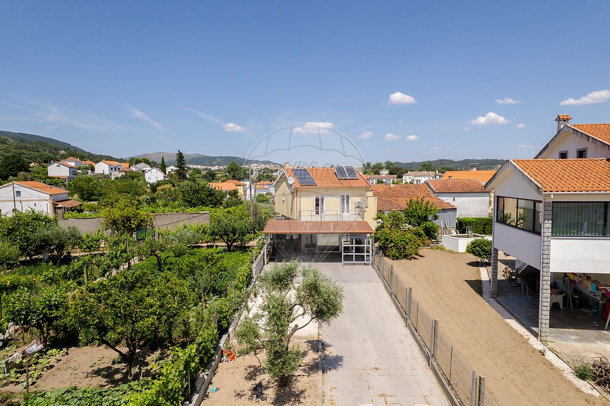 Moradia T3 à venda em Covilhã