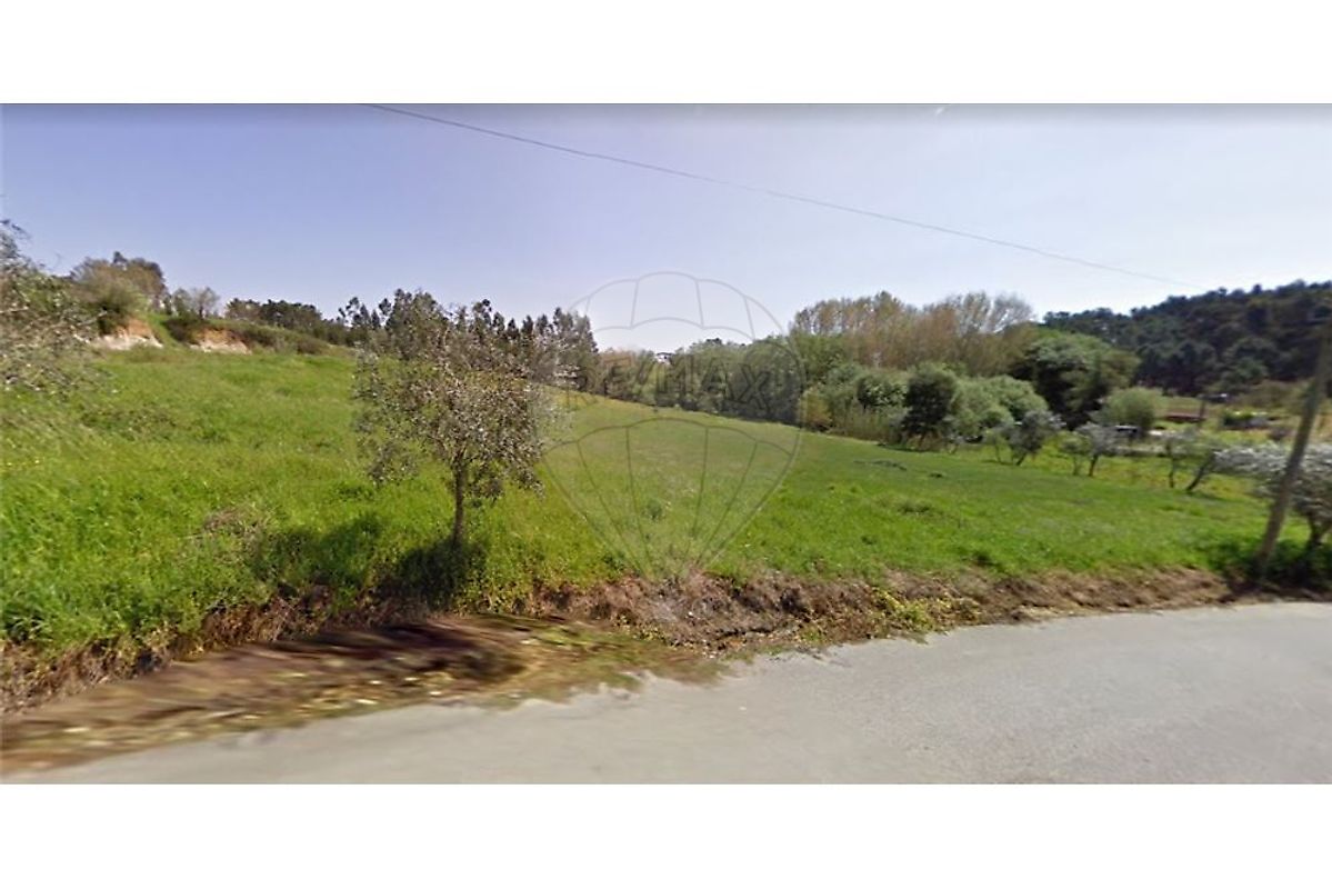 Land for sale in Oliveira do Bairro, Portugal — €75,000