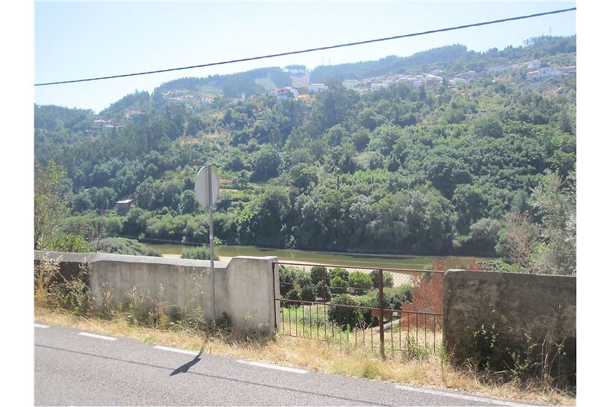 Terreno  à venda em Coimbra
