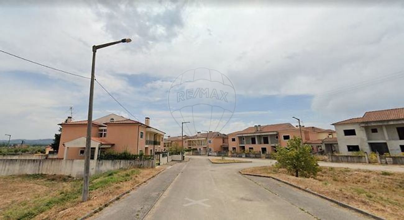 Terreno à venda em Mealhada