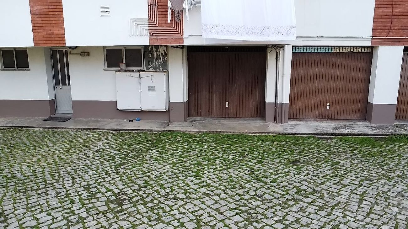 Garagem  à venda em Coimbra