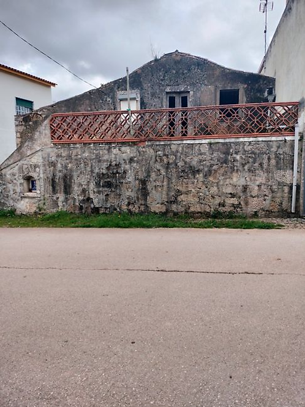 Moradia T4 à venda em Penela