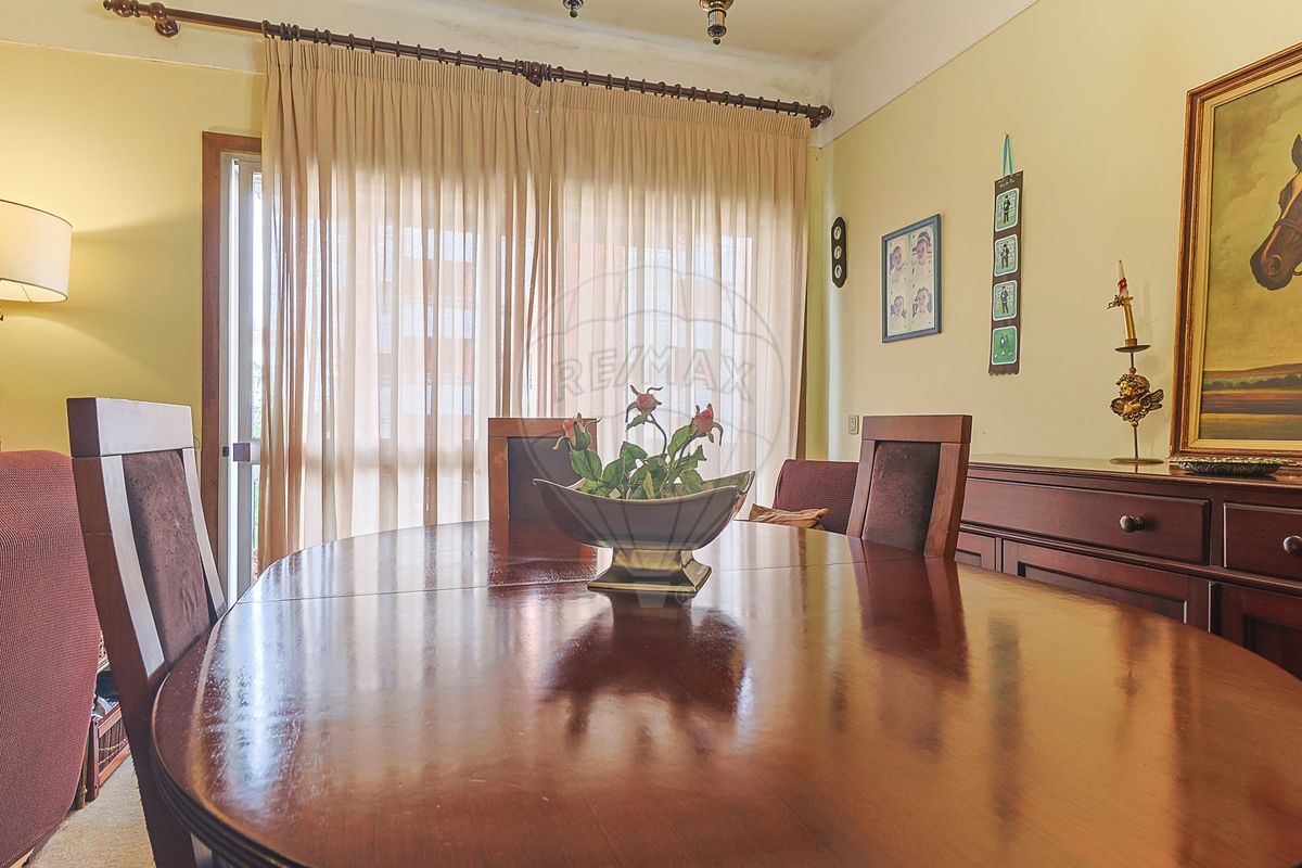 listing 123971069-100 picture-0