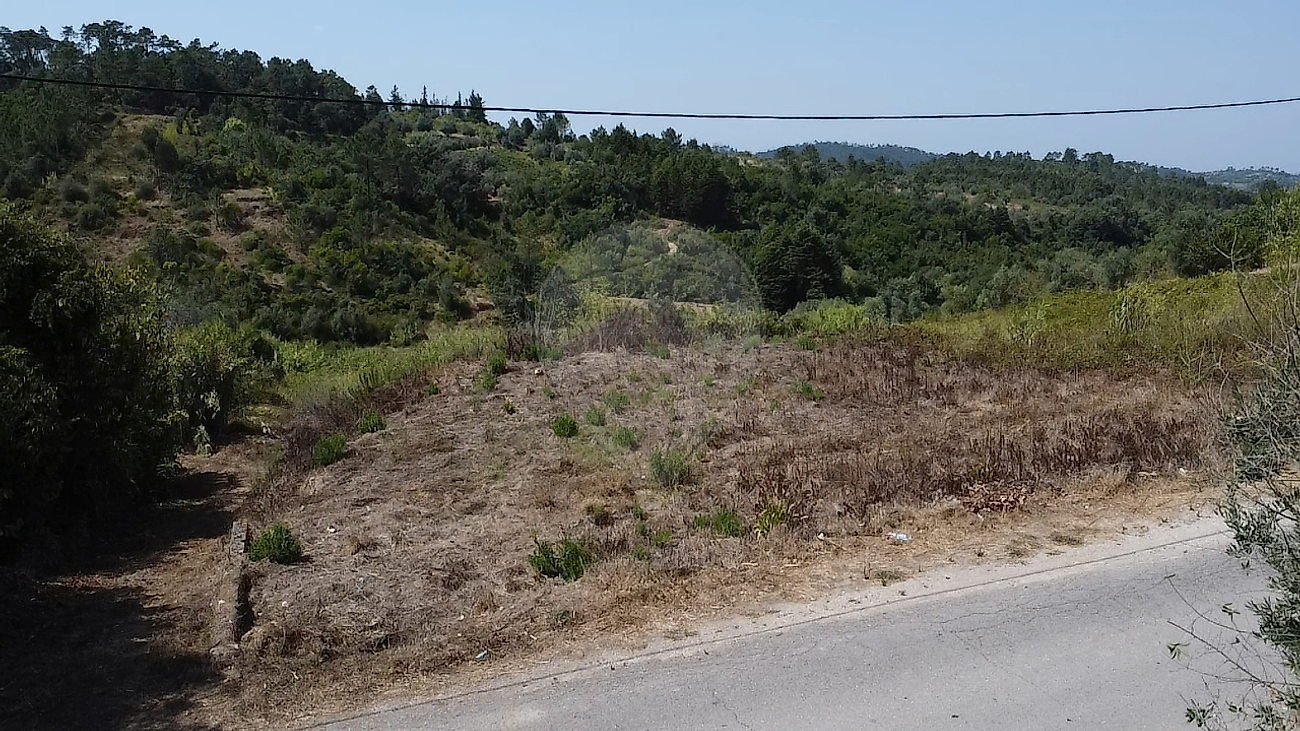 Land for sale in Coimbra, Portugal — €65,000