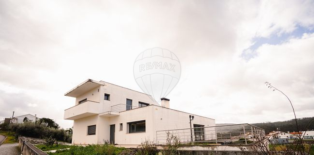 Moradia - São Miguel, Santa Eufémia e Rabaçal, Penela, Coimbra