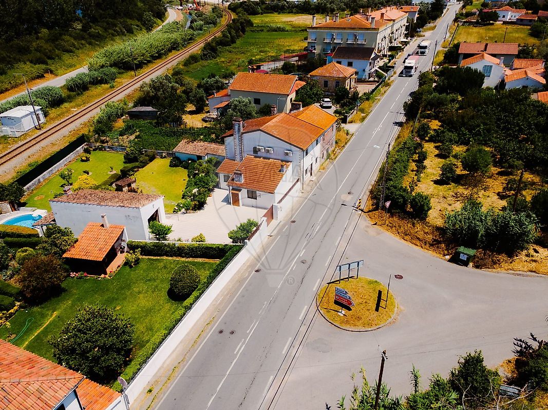 Moradia T5 à venda em Soure
