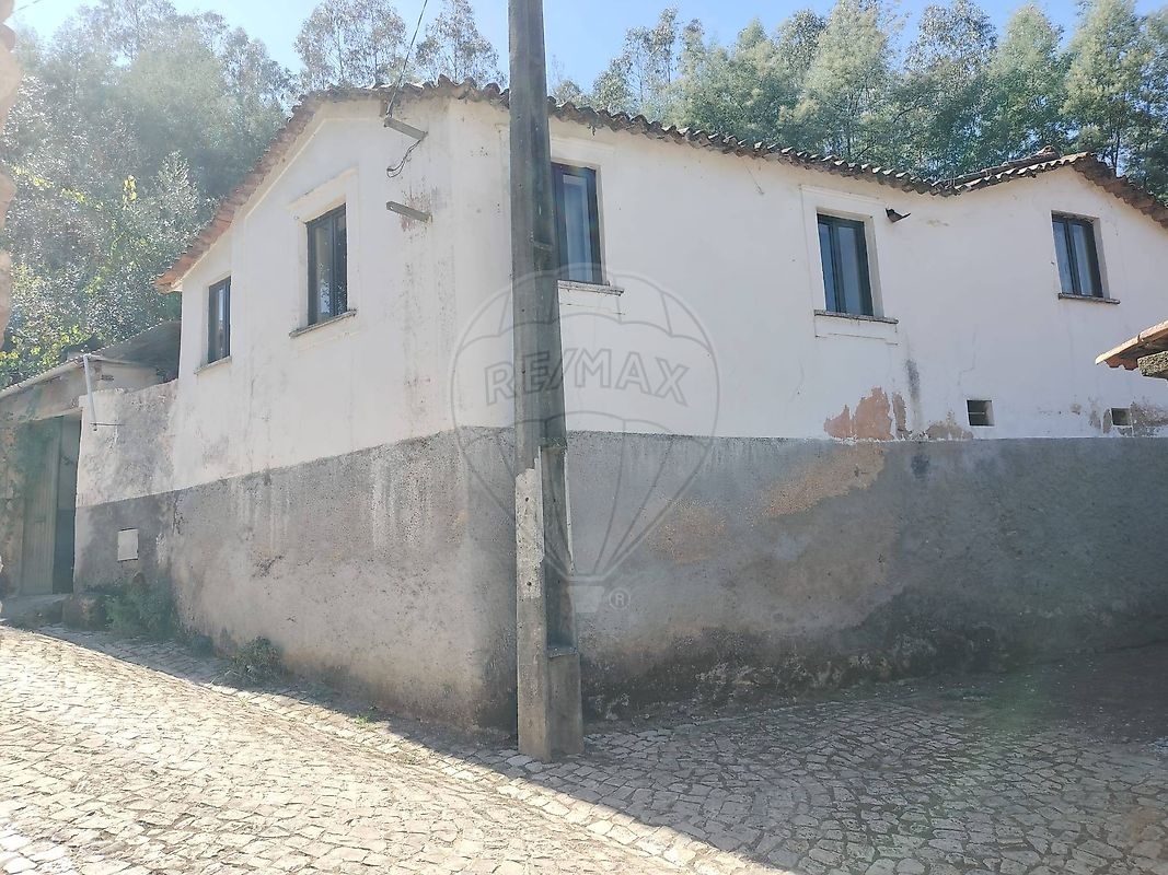 Apartamento T6 à venda em Penacova