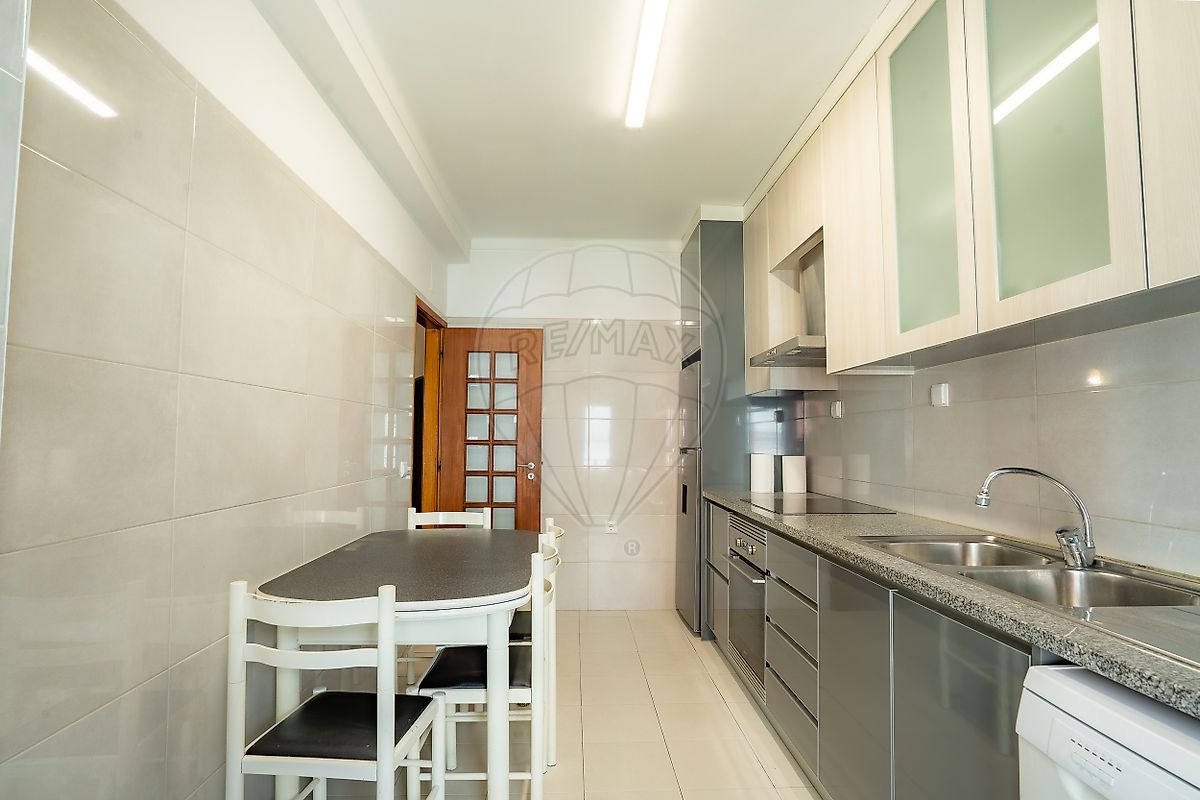 Apartamento T2 à venda em Coimbra (Sé Nova, Santa Cruz, Almedina e São Bartolomeu), Coimbra — foto 3