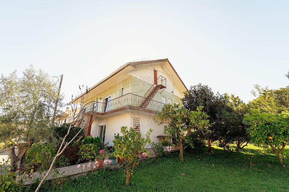Moradia T3 à venda em Soure