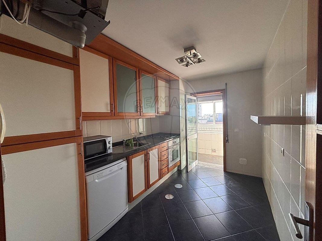 Apartamento T2 à venda em Vila Nova de Gaia
