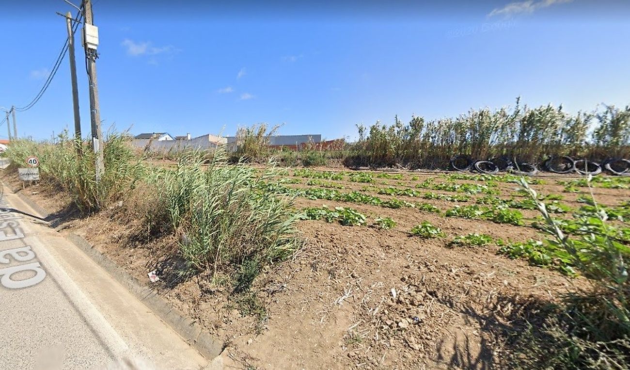 Land for sale in Peniche, Portugal — €70,000