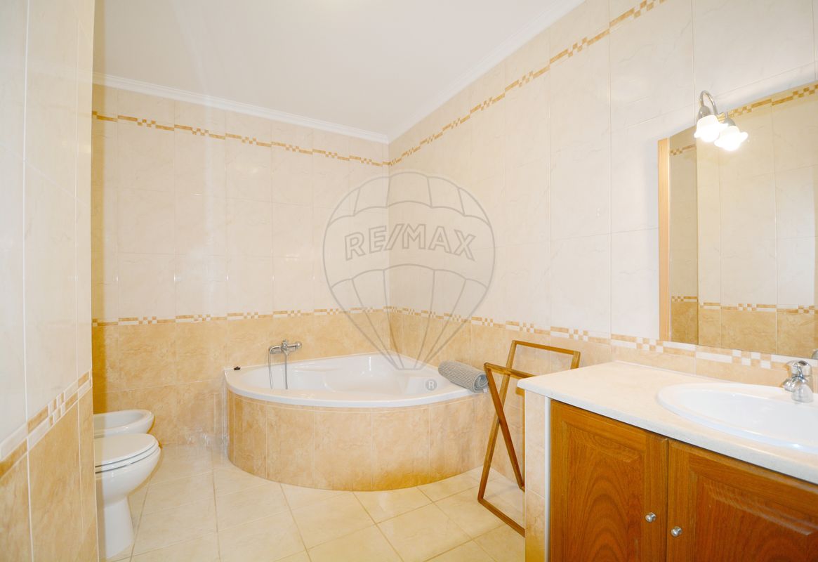 listing 123981065-8 picture-0