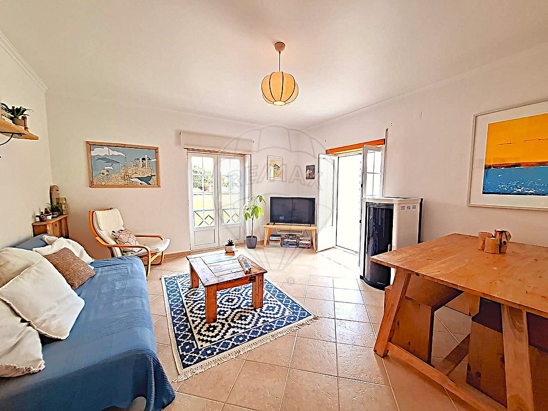 Apartamento T2 à venda em Peniche