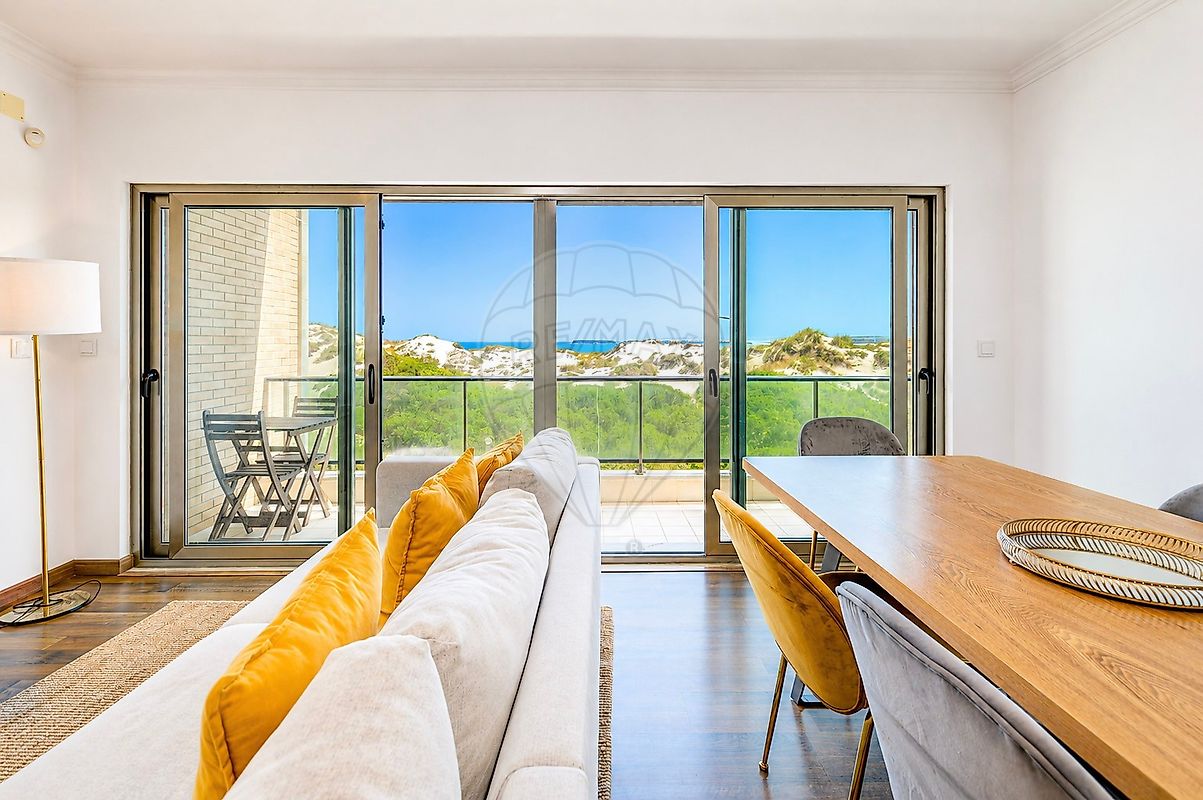 Apartamento T2 à venda em Peniche