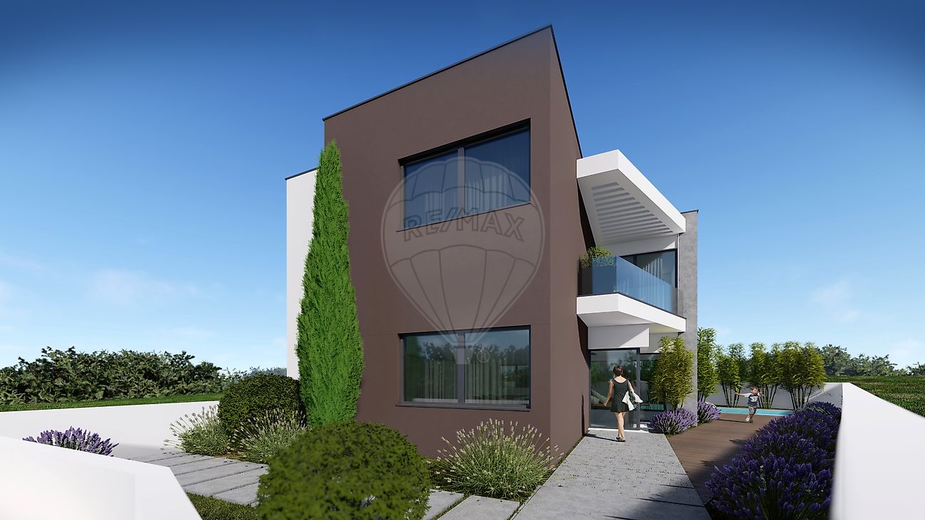 Apartamento T4 à venda em Lourinhã