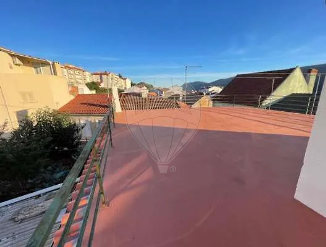 Moradia T2 à venda em Mira de Aire, Porto de Mós — foto 2