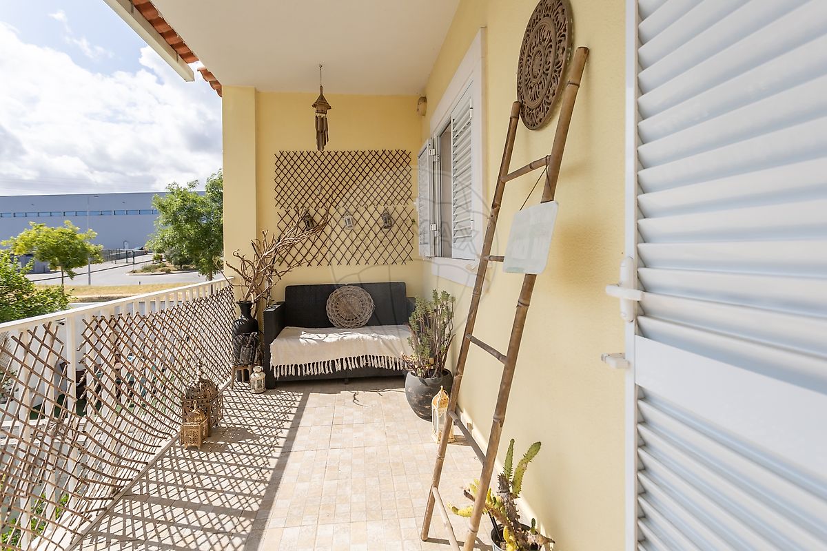 listing 123991107-58 picture-0