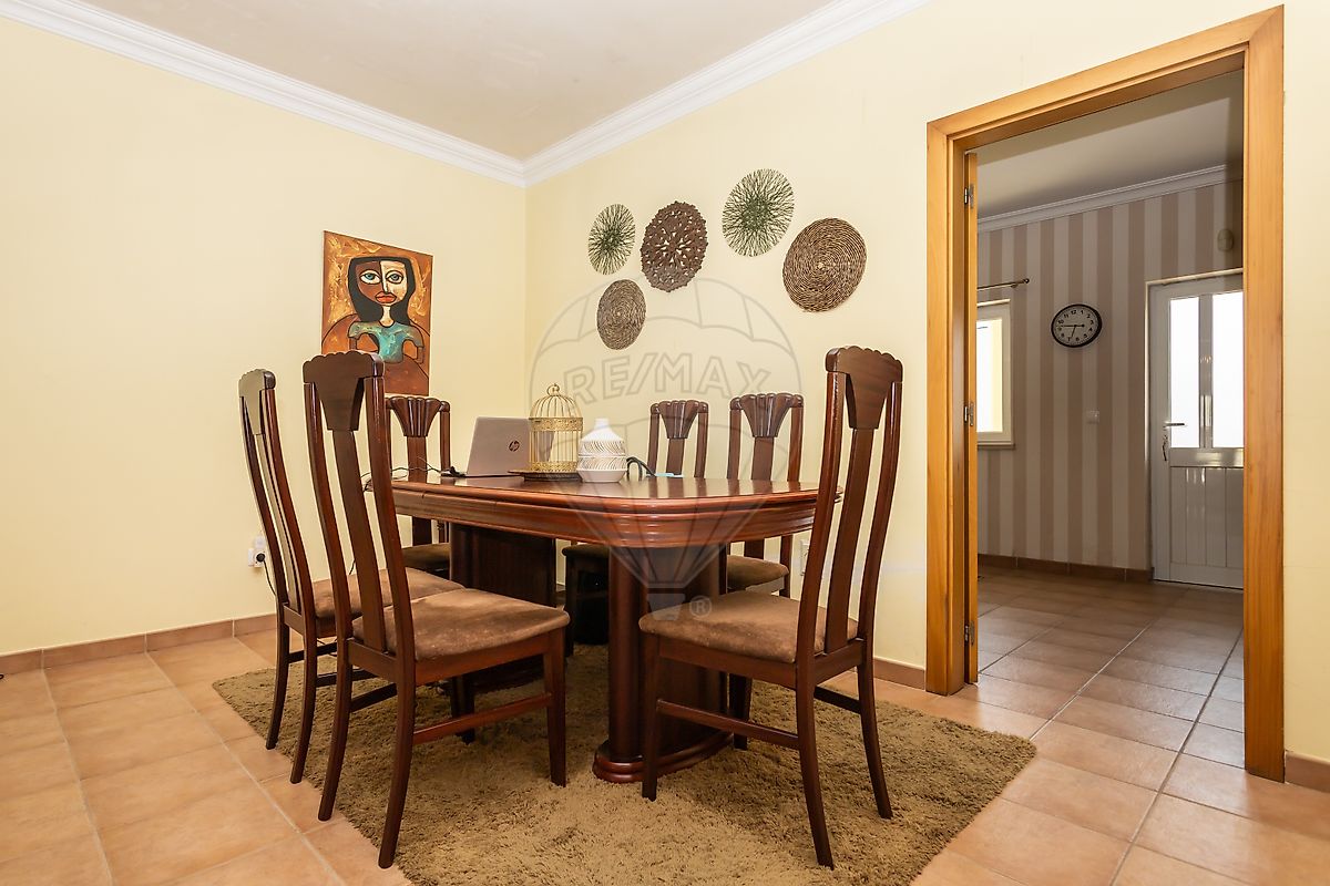 listing 123991107-58 picture-0