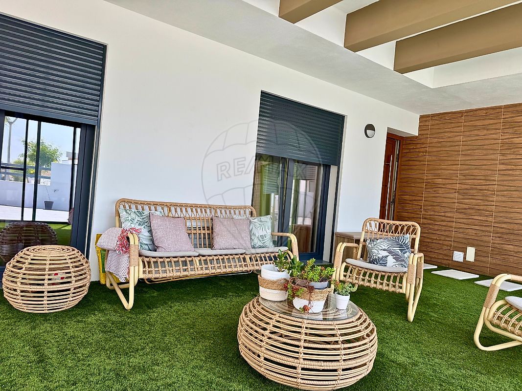 listing 123991240-2 picture-0
